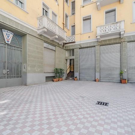 Lovely Apartment In Milano-Porta Romana W/ Balcony ภายนอก รูปภาพ
