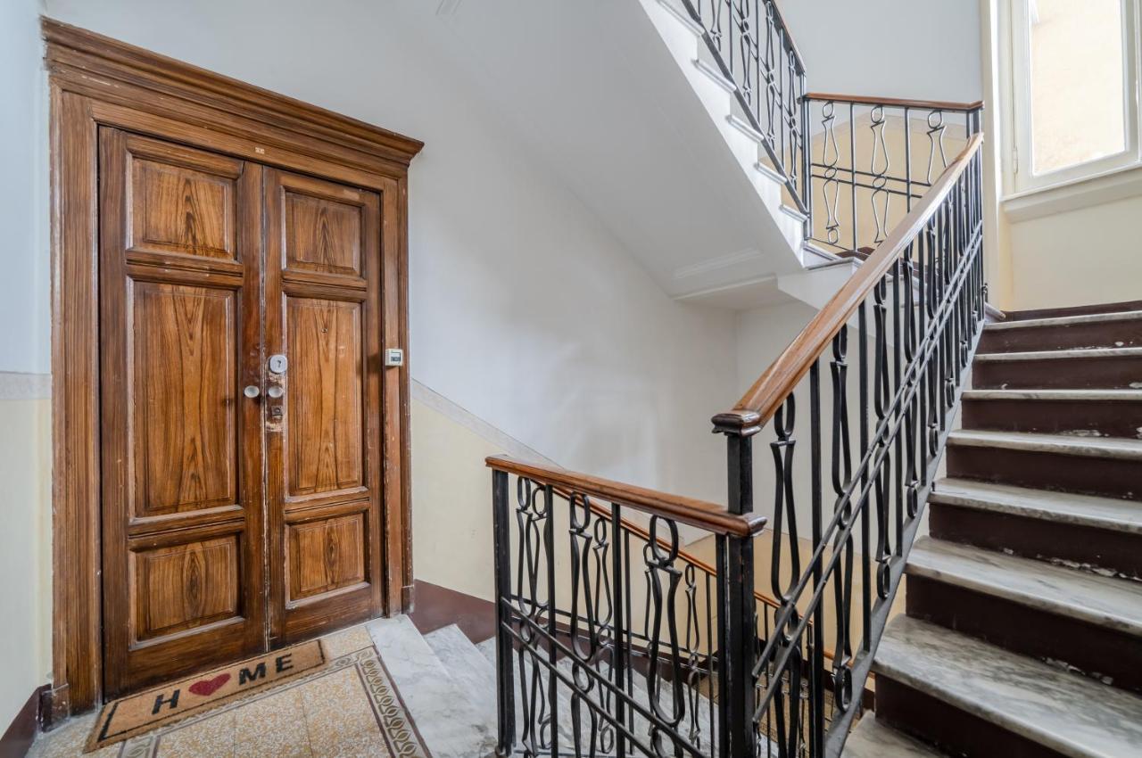 Lovely Apartment In Milano-Porta Romana W/ Balcony ภายนอก รูปภาพ