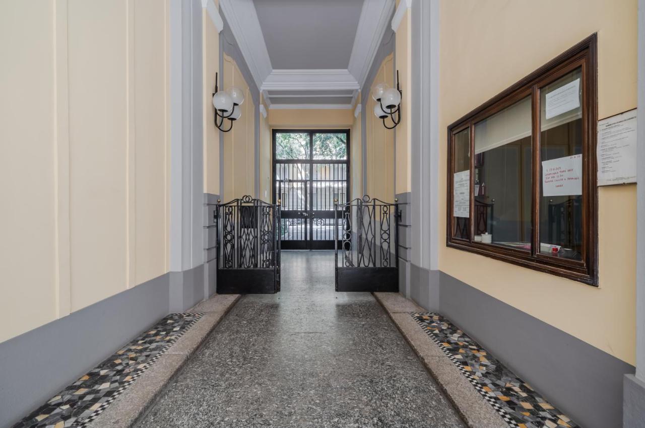 Lovely Apartment In Milano-Porta Romana W/ Balcony ภายนอก รูปภาพ